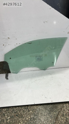 TİGUAN 08-15  ÇIKMA KAPI CAMI - ÖN SAĞ - 5N0845202