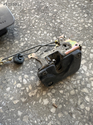 Renault kangoo kapı kilidi