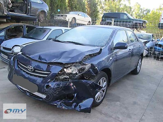TOYOTA COROLLA MOTOR KAPUTU VE SAĞ SOL ÇAMURLUKLAR