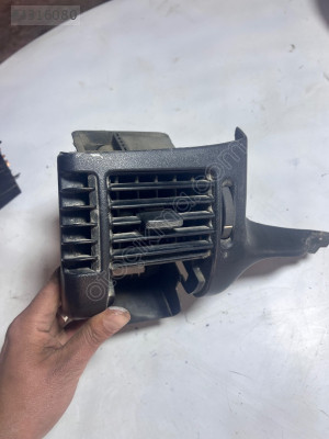 OPEL VECTRA B ÖN SOL TORPİDO KALORİFER IZGARASI