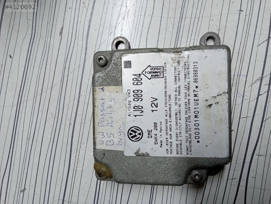 VOLKSWAGEN Passat B5 Airbag Beyni 1J0909604