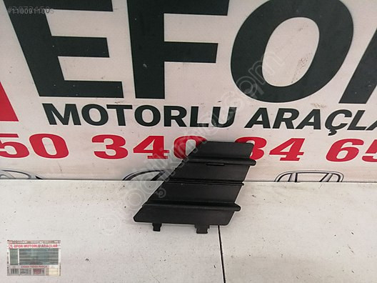 TOYOTA YARİS ÖN ÇEKİ DEMİRİ KAPAĞI ÇIKMA ORJİNAL 52127-0D420