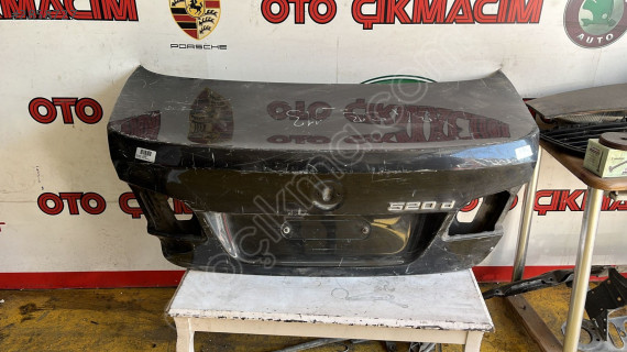 BMW 5 SERİSİ f10 bagaj kapağı
