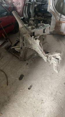 NİSSAN NOTE SAĞ ÖN ÇEYREK