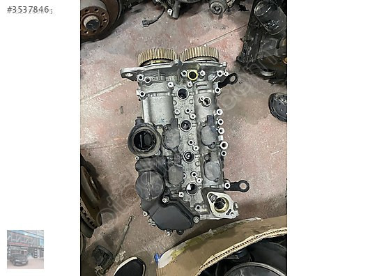 AUDİ A3 1.5 TSI EKSANTRİK KAPAĞI DOLU