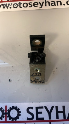 6Y0833401B Skoda Octavia 2005 A5 kasa sol ön kapı üst menteşesi