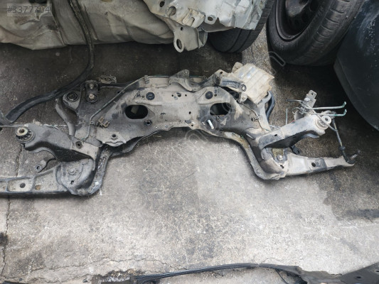 RENAULT LAGUNA ORJİNAL ÇIKMA KOMPLE MOTOR ALT TRAVERS