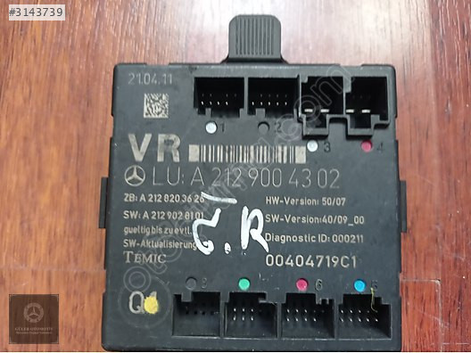 MERCEDES W204 W212 SAĞ ÖN KAPI BEYNİ A2129004302