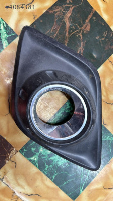 TOYOYA HİLUX SAĞ SİS ÇERÇEVES ORJİNAL ÇIKMA