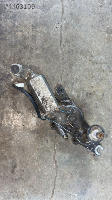 Mazda 323 arka silecek motoru