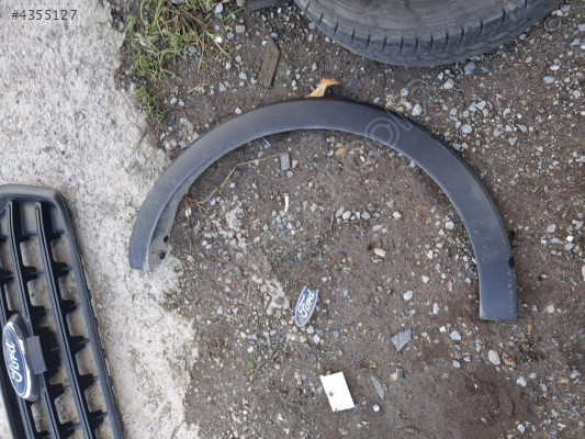 FORD TRANSİT JUMBO SAĞ ARKA ÇAMURLUK ÇITASI ORJİNAL ÇIKMA