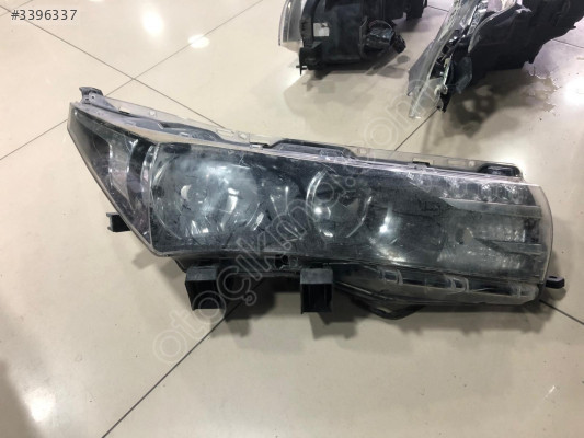 TOYOTA COROLLA 2014-2017 SAĞ FAR