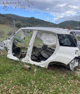 FİAT 500L TAVAN ARKA KOMPLE KUPA