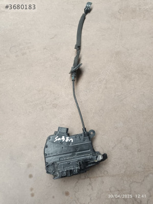Renault Clio 5 sağ ön kapı kilidi 805029595R