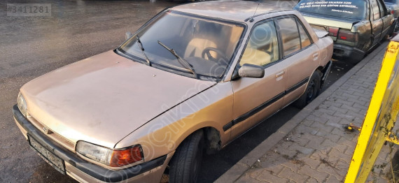 Mazda 323 SAĞ SOL FAR