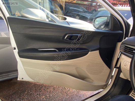 HYUNDAİ BAYON SOL ÖN KAPI DÖŞEMESİ