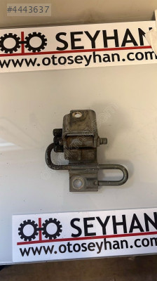 1T0831412A volkswagen caddy 2007 sağ ön kapı alt menteşesi