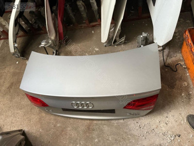AUDİİ A 4 BAGAJ KAPAĞI SEDAN