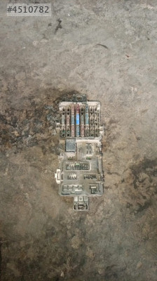 Proton sıgorta kutusu