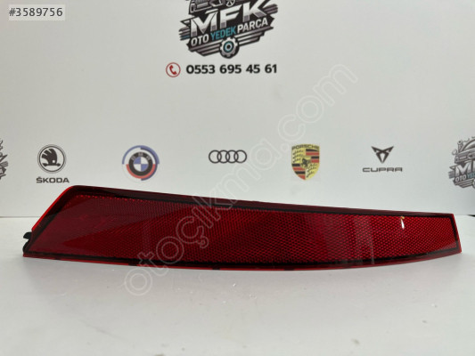 SKODA KODİAQ SAĞ ARKA REFLEKTÖR ORJİNAL (2021)