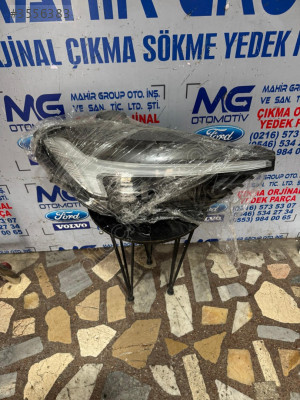 VOLVO XC60 SAĞ FAR ORJİNAL ÇIKMA 32342507