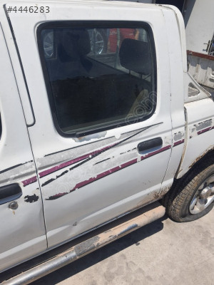 nissan skystar 1999 sol arka kapı (son fiyat)