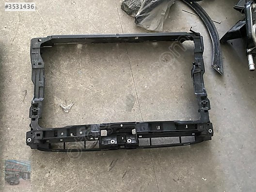 PASSAT B8 ÖN PANEL