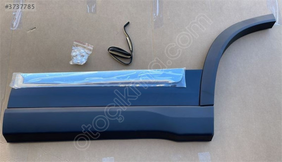 CHERY TİGGO 8 PRO SOL ARKA KAPI BANDI 609000629AA
