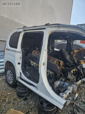 OPEL COMBO E ORTA DİREK ÇIKMA  SÖKME YEDEK PARÇA