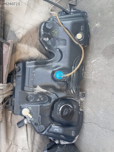 RENAULT CLİO 3 MAZOT DEPOSU