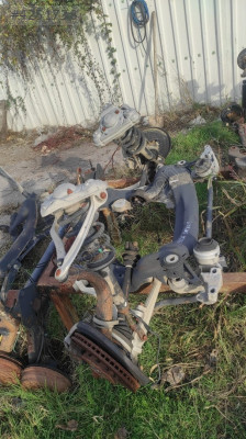 SKODA SUPER B ARKA DİNGİL