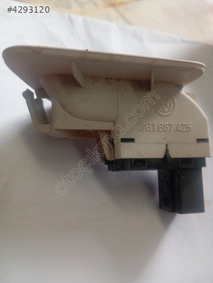 WW B8.Sağ ön cam düğmesi 3G1.867.425