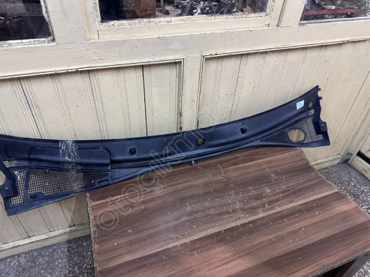 RENAULT KANGOO ÖN CAM IZGARASI ORJİNAL ÇIKMA 98-05 MODEL
