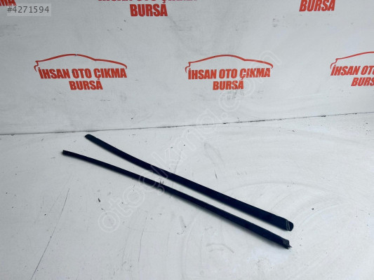 Audi a4 b6 kasa ön cam kenar çıtası araçtansökme