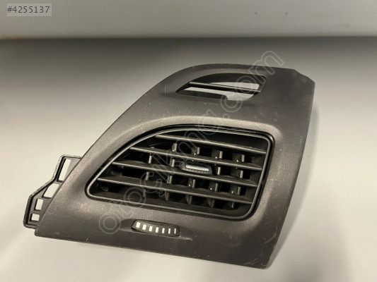 FLUENCE MEGANE 3 SAĞ HAVALANDIRMA IZAGARSI ORJİNAL