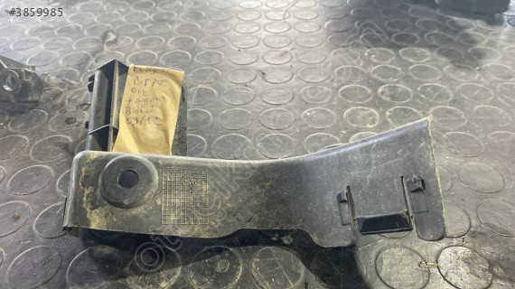 Peugeot bıpper tampon blaketi