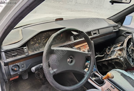 Mercedes e-200 göğüs orjinal