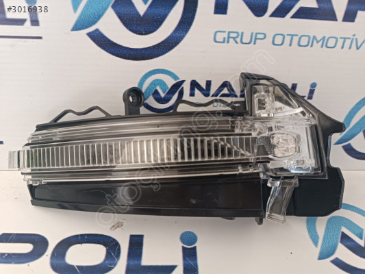 4M8949102 AUDİ Q8 SAG DİKİZ AYNA SİNYALİ