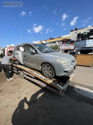 2011 Hyundai i30 çıkma orjinal sağ ön kapı