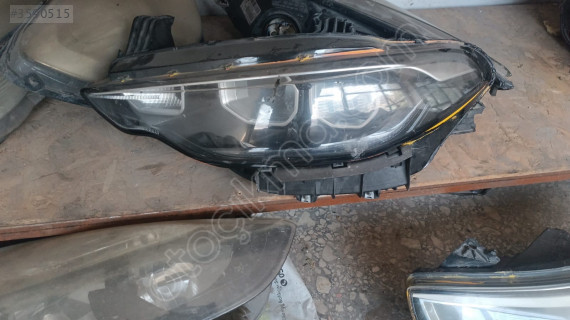 Fiat Egea LED'li mercekli sol far çıkma