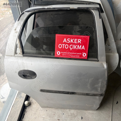 Corsa c sağ arka kapı