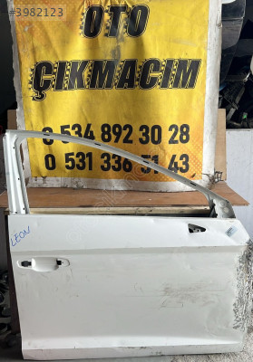 SEAT LEON SAĞ ÖN KAPI