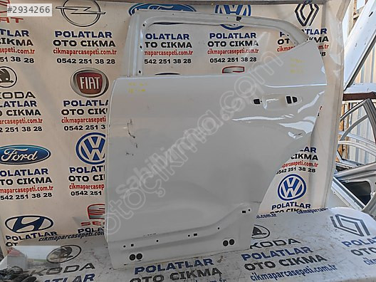 Volvo xc40 arka sol kapı Orjinal beyaz ğöçük hasarlı 2018-2020