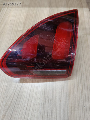 Peugeot 3008 makyajlı kasa Sağ bagaj kapağı Stop