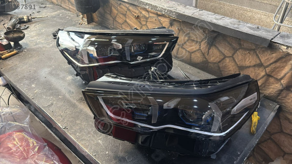 BMW 5 SERİ İ5 G60 LAZER LASER SAĞ-SOL FAR 5A798D1-08