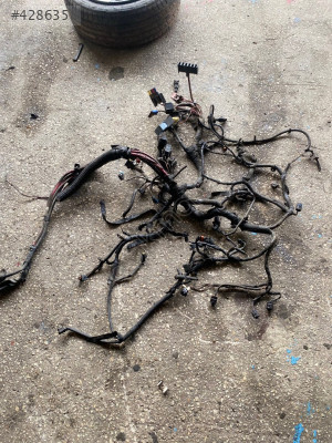 RENAULT TRAFİC 2 . 2.0 motor iç tesisatı