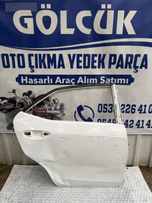 Toyota Corolla Sağ Arka Kapı 2013-2018 ORJİNAL