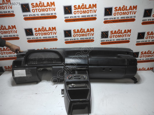 ÇIKMA FİAT UNO ÖN GÖĞÜS HATASIZ