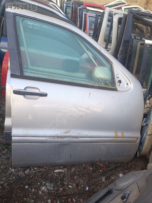 Mercedes ML W163 sağ ön kapı