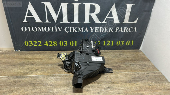 31699307 2018 VOLVO XC90 D5 ARKA KLİMA ÜFLEYİCİSİ